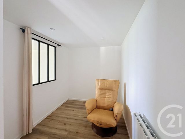 Appartement T2 &agrave; louer - 2 pi&egrave;ces - 38 m2 - Lanrodec - 22 - BRETAGNE
