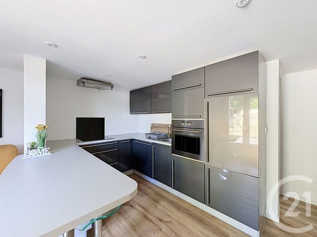 Appartement T2 &agrave; louer - 2 pi&egrave;ces - 38 m2 - Lanrodec - 22 - BRETAGNE