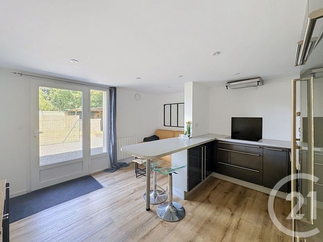 Appartement T2 &agrave; louer - 2 pi&egrave;ces - 38 m2 - Lanrodec - 22 - BRETAGNE