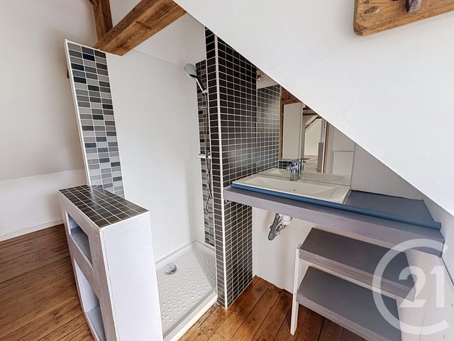 Maison &agrave; louer - 4 pi&egrave;ces - 98,62 m2 - Guingamp - 22 - BRETAGNE