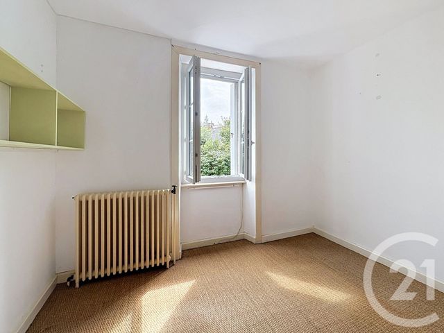 Maison &agrave; louer - 4 pi&egrave;ces - 98,62 m2 - Guingamp - 22 - BRETAGNE