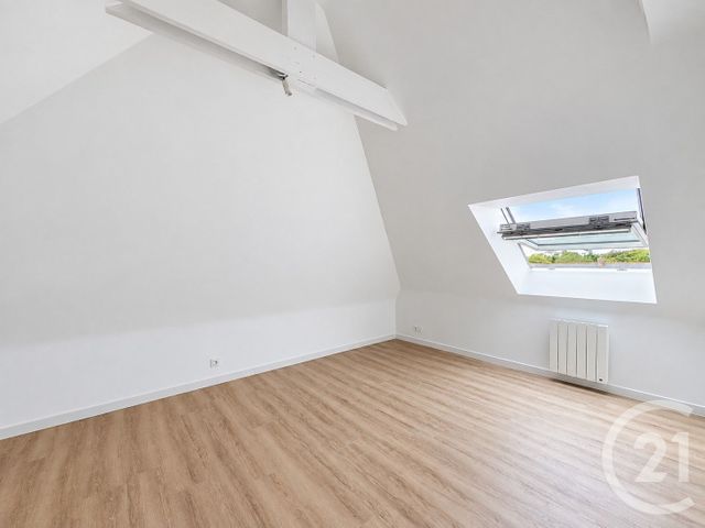 Maison &agrave; louer - 4 pi&egrave;ces - 102,25 m2 - Plouisy - 22 - BRETAGNE