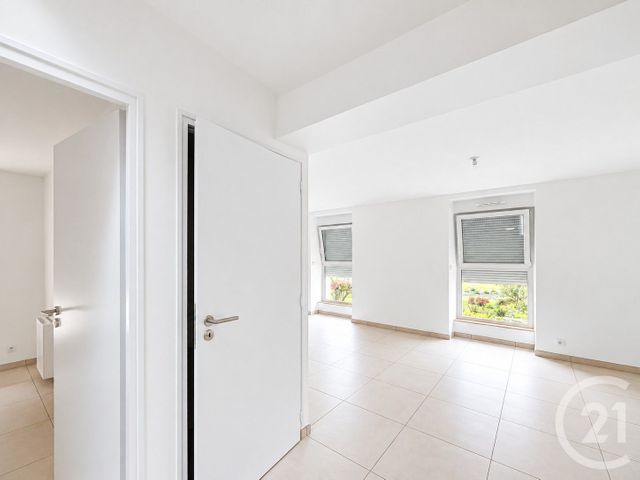 Maison &agrave; louer - 4 pi&egrave;ces - 102,25 m2 - Plouisy - 22 - BRETAGNE