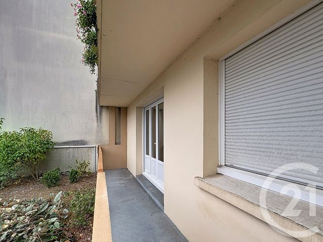 Appartement &agrave; louer - 3 pi&egrave;ces - 70,04 m2 - Guingamp - 22 - BRETAGNE