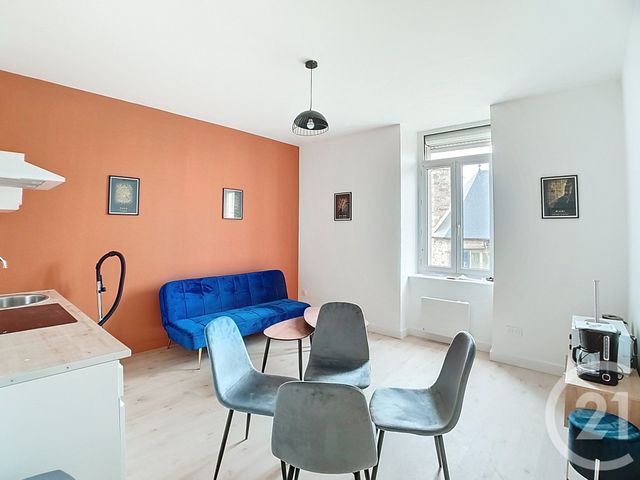 Appartement T2 &agrave; louer - 2 pi&egrave;ces - 37,28 m2 - Guingamp - 22 - BRETAGNE