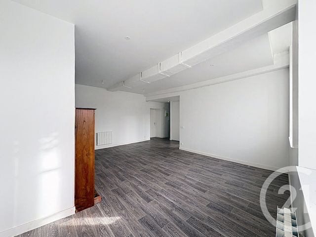 Appartement T3 &agrave; louer - 3 pi&egrave;ces - 75,87 m2 - Guingamp - 22 - BRETAGNE