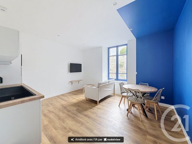 Appartement F2 &agrave; louer - 2 pi&egrave;ces - 34,37 m2 - Guingamp - 22 - BRETAGNE
