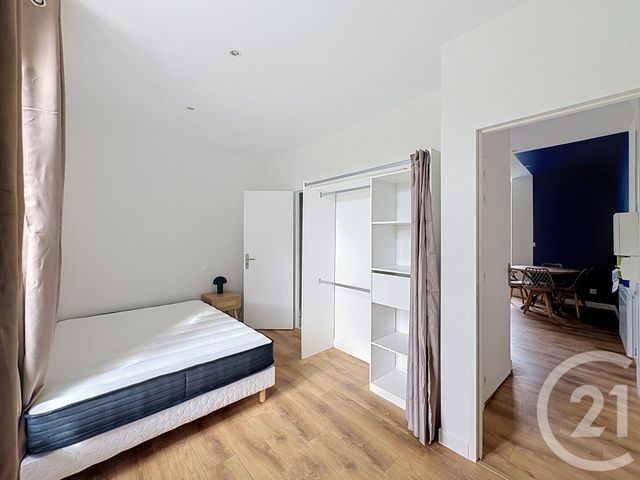 Appartement F2 &agrave; louer - 2 pi&egrave;ces - 34,37 m2 - Guingamp - 22 - BRETAGNE