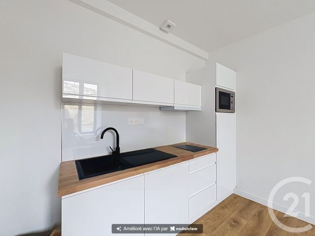 Appartement F2 &agrave; louer - 2 pi&egrave;ces - 34,37 m2 - Guingamp - 22 - BRETAGNE