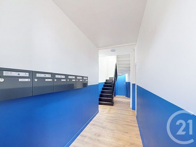 Appartement F2 &agrave; louer - 2 pi&egrave;ces - 28,34 m2 - Guingamp - 22 - BRETAGNE