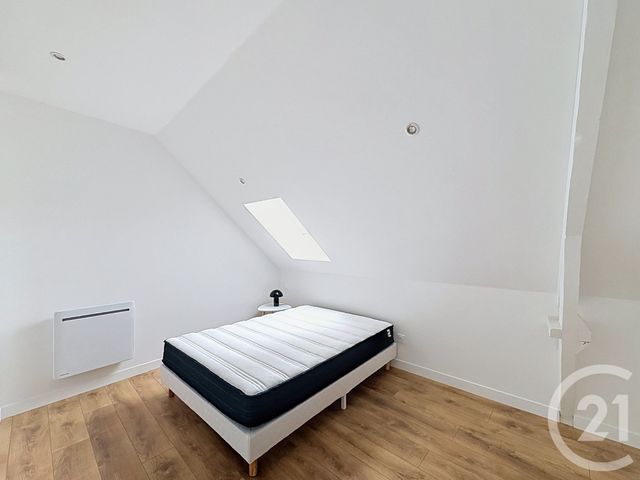 Appartement F2 &agrave; louer - 2 pi&egrave;ces - 28,34 m2 - Guingamp - 22 - BRETAGNE