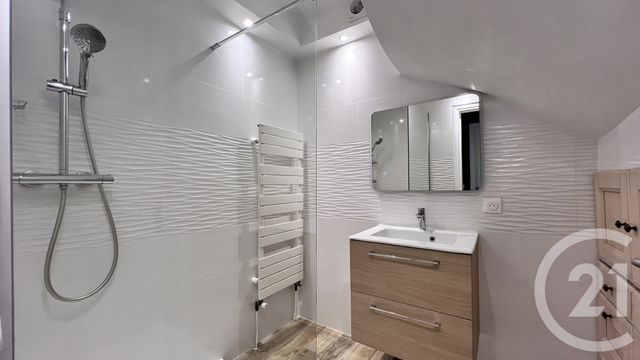 Maison &agrave; louer - 7 pi&egrave;ces - 122,67 m2 - Nogent Sur Marne - 94 - ILE-DE-FRANCE