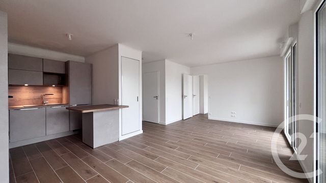 Appartement F3 &agrave; louer - 3 pi&egrave;ces - 70,70 m2 - Le Perreux Sur Marne - 94 - ILE-DE-FRANCE