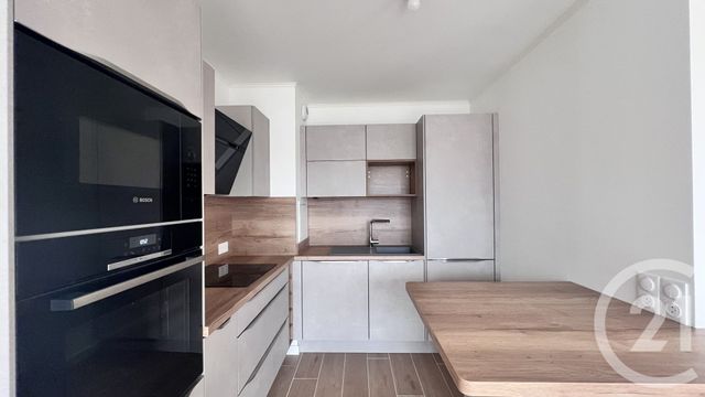 Appartement F3 &agrave; louer - 3 pi&egrave;ces - 70,70 m2 - Le Perreux Sur Marne - 94 - ILE-DE-FRANCE