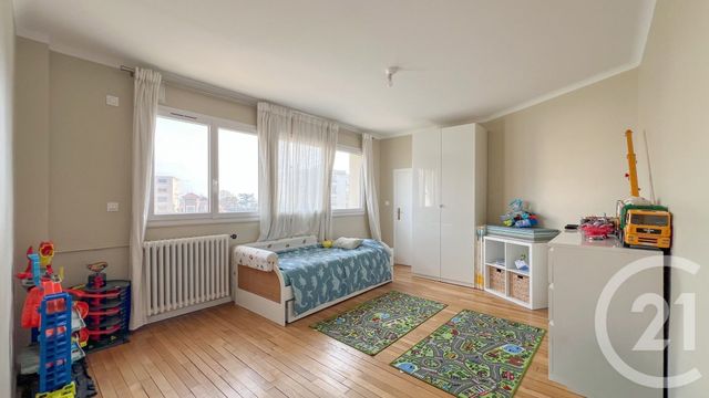 Appartement F3 &agrave; louer - 3 pi&egrave;ces - 93,38 m2 - Nogent Sur Marne - 94 - ILE-DE-FRANCE