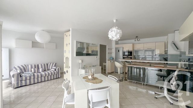 Appartement F3 &agrave; louer - 3 pi&egrave;ces - 60,26 m2 - Nogent Sur Marne - 94 - ILE-DE-FRANCE