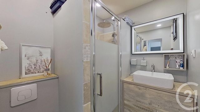 Appartement F5 &agrave; vendre - 5 pi&egrave;ces - 63,86 m2 - Le Perreux Sur Marne - 94 - ILE-DE-FRANCE
