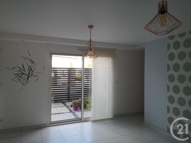 Appartement T4 &agrave; louer - 3 pi&egrave;ces - 74,17 m2 - Ploemeur - 56 - BRETAGNE