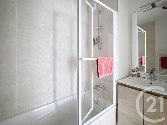 Appartement F4 &agrave; vendre - 4 pi&egrave;ces - 90,02 m2 - Ploemeur - 56 - BRETAGNE