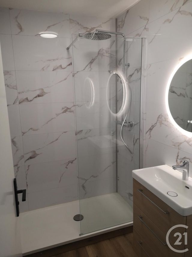 Appartement T3 &agrave; louer - 3 pi&egrave;ces - 75,24 m2 - Ploemeur - 56 - BRETAGNE