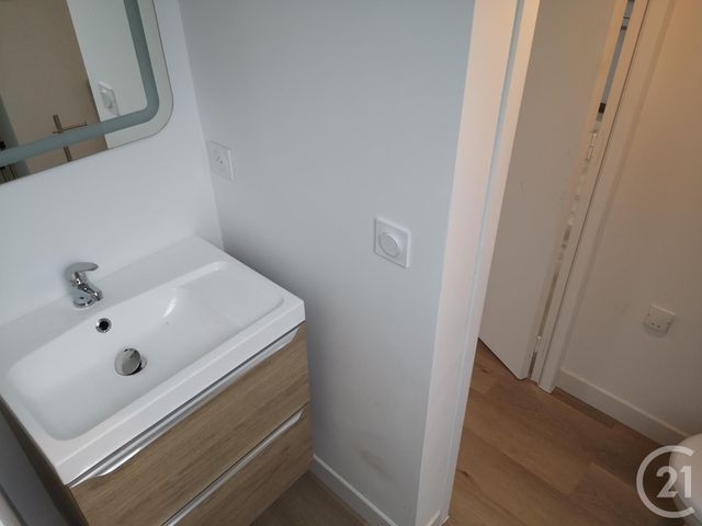 Appartement Studio cabine &agrave; louer - 2 pi&egrave;ces - 17,21 m2 - Lorient - 56 - BRETAGNE