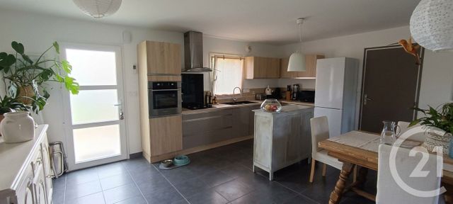 Maison &agrave; louer - 5 pi&egrave;ces - 139,60 m2 - Queven - 56 - BRETAGNE