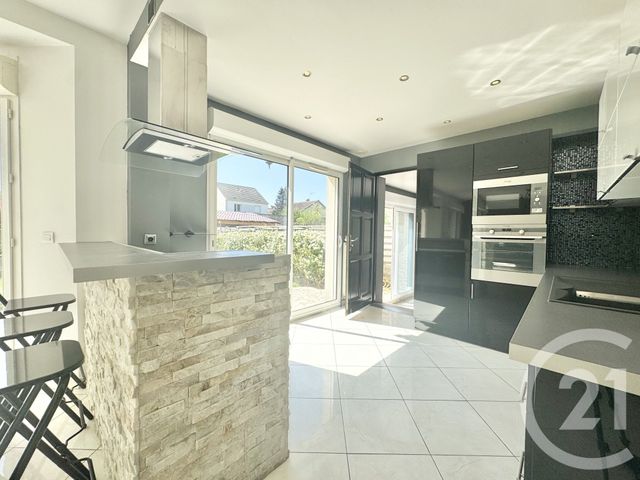 Maison à vendre - 8 pièces - 230 m2 - Ris Orangis - 91 - ILE-DE-FRANCE