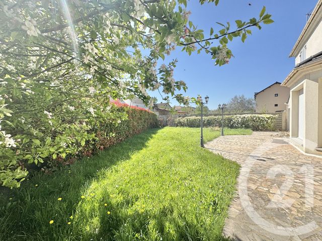 Maison à vendre - 8 pièces - 230 m2 - Ris Orangis - 91 - ILE-DE-FRANCE