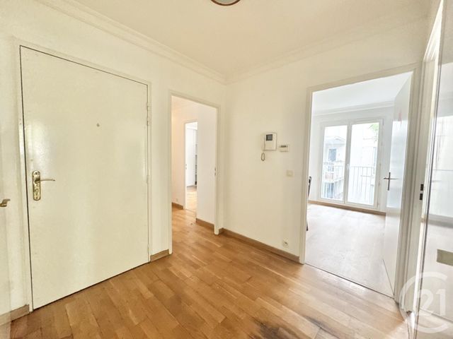 Appartement F3 à vendre - 3 pièces - 67,95 m2 - Pantin - 93 - ILE-DE-FRANCE