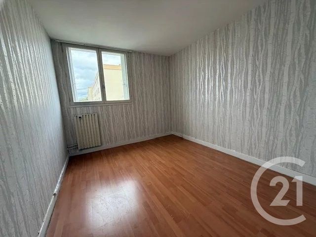 Appartement F3 &agrave; louer - 3 pi&egrave;ces - 64,25 m2 - Chilly Mazarin - 91 - ILE-DE-FRANCE