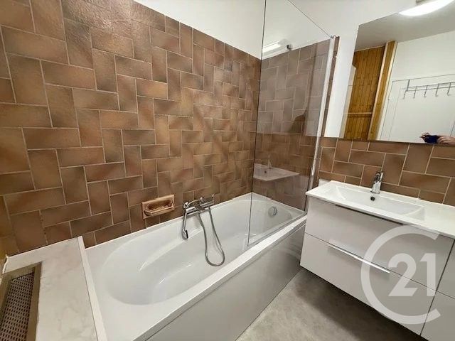 Appartement F3 &agrave; louer - 3 pi&egrave;ces - 64,25 m2 - Chilly Mazarin - 91 - ILE-DE-FRANCE