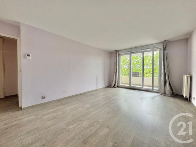 Appartement F3 &agrave; vendre - 3 pi&egrave;ces - 64,21 m2 - Viry Chatillon - 91 - ILE-DE-FRANCE