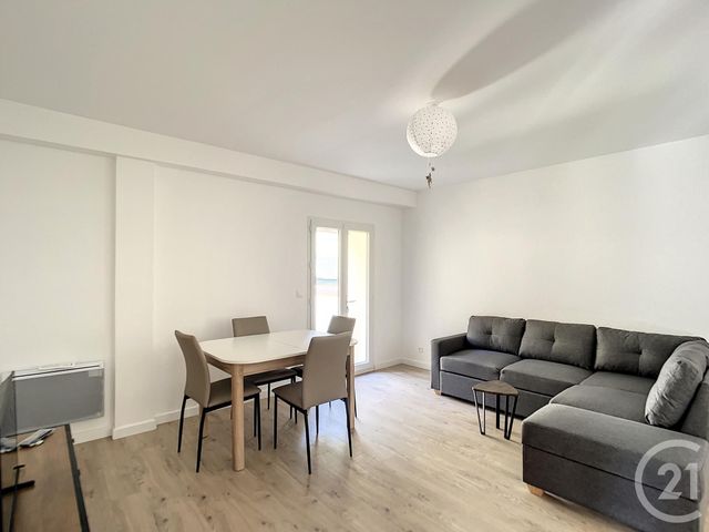 Appartement F2 &agrave; louer - 2 pi&egrave;ces - 40,82 m2 - Villeneuve Le Roi - 94 - ILE-DE-FRANCE