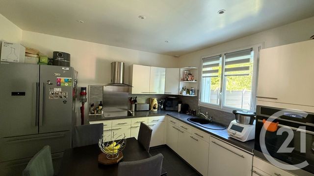 Maison &agrave; louer - 6 pi&egrave;ces - 101,30 m2 - Viry Chatillon - 91 - ILE-DE-FRANCE