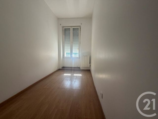 Appartement F3 &agrave; louer - 3 pi&egrave;ces - 31,69 m2 - Viry Chatillon - 91 - ILE-DE-FRANCE