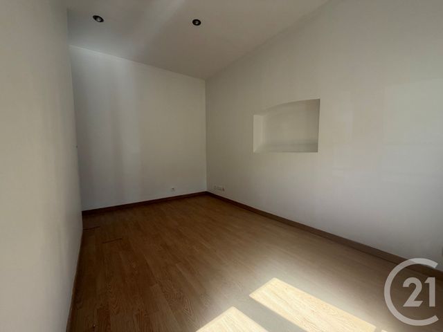 Appartement F3 &agrave; louer - 3 pi&egrave;ces - 31,69 m2 - Viry Chatillon - 91 - ILE-DE-FRANCE