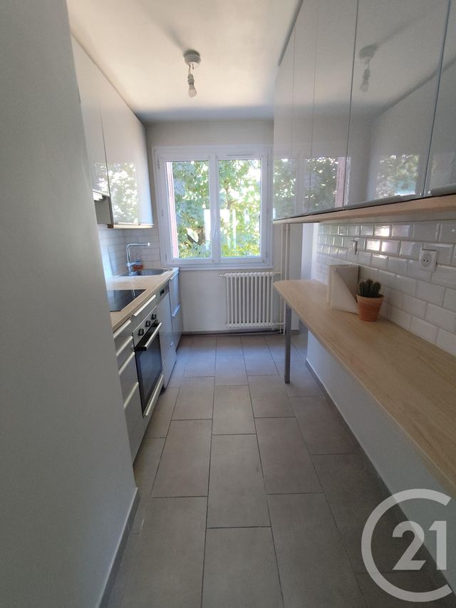 Appartement F4 &agrave; louer - 4 pi&egrave;ces - 74,51 m2 - Savigny Sur Orge - 91 - ILE-DE-FRANCE