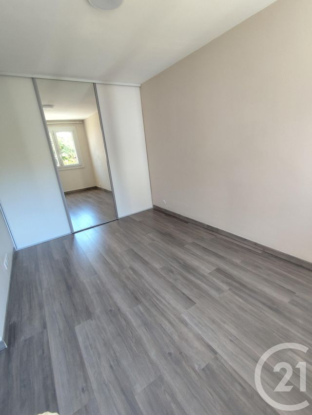 Appartement F4 &agrave; louer - 4 pi&egrave;ces - 74,51 m2 - Savigny Sur Orge - 91 - ILE-DE-FRANCE