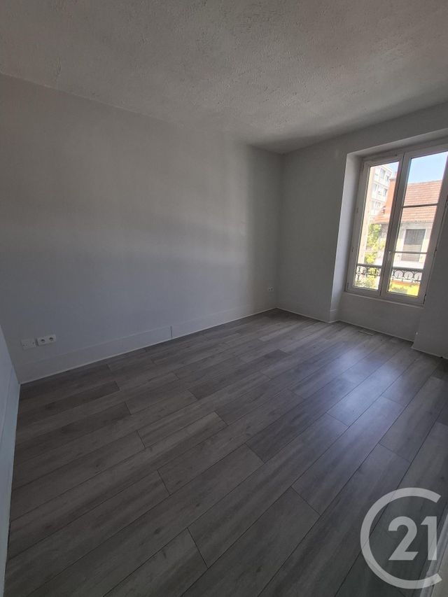 Appartement &agrave; louer - 3 pi&egrave;ces - 54,92 m2 - Juvisy Sur Orge - 91 - ILE-DE-FRANCE