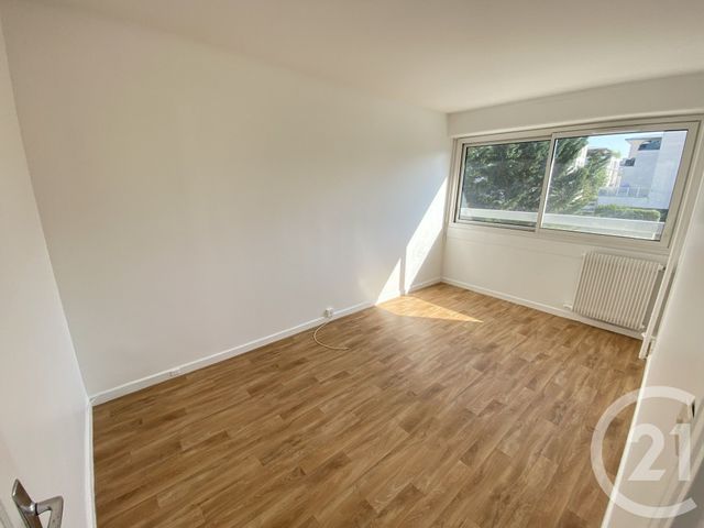 Appartement &agrave; louer - 4 pi&egrave;ces - 72,98 m2 - Juvisy Sur Orge - 91 - ILE-DE-FRANCE