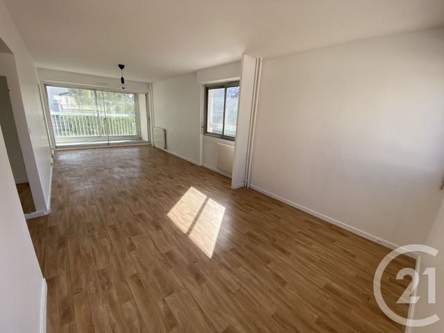 Appartement &agrave; louer - 4 pi&egrave;ces - 72,98 m2 - Juvisy Sur Orge - 91 - ILE-DE-FRANCE