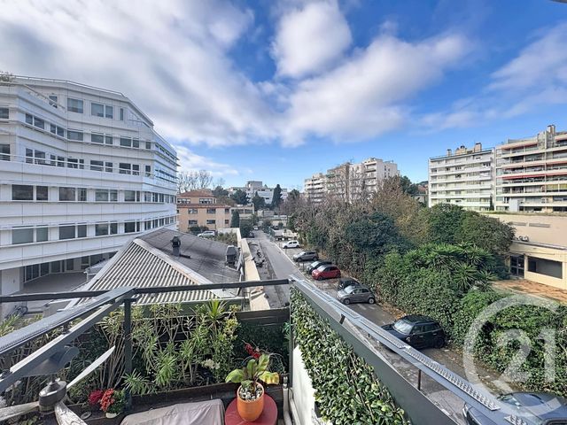Appartement T4 &agrave; vendre - 4 pi&egrave;ces - 86,78 m2 - Marseille - 13008 - PROVENCE-ALPES-COTE-D-AZUR