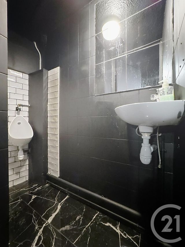 Local commercial à vendre - 88.75 m2 - 13 - Bouches-du-Rhone