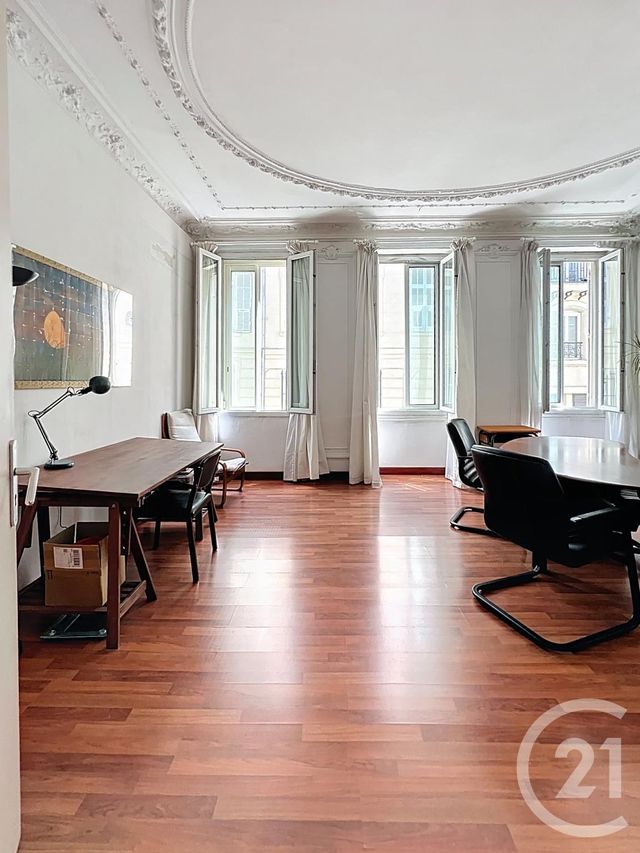 Appartement à vendre - 2 pièces - 68 m2 - Marseille - 13006 - PROVENCE-ALPES-COTE-D-AZUR