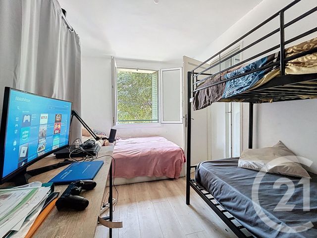 Appartement à vendre - 4 pièces - 67,01 m2 - Marseille - 13014 - PROVENCE-ALPES-COTE-D-AZUR