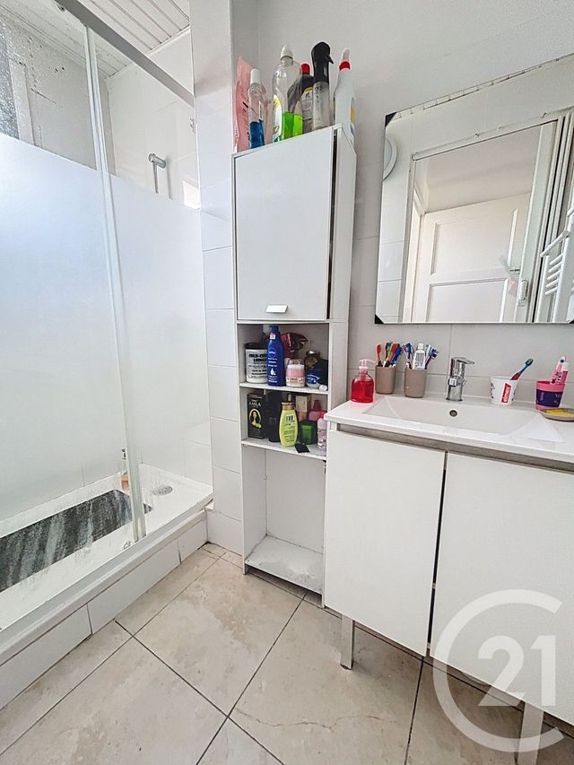 Appartement à vendre - 4 pièces - 67,01 m2 - Marseille - 13014 - PROVENCE-ALPES-COTE-D-AZUR