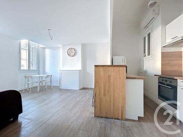 Appartement à vendre - 2 pièces - 46,30 m2 - Marseille - 13002 - PROVENCE-ALPES-COTE-D-AZUR
