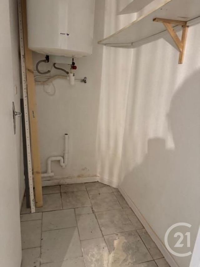 Local commercial à louer - 54.46 m2 - 13 - Bouches-du-Rhone