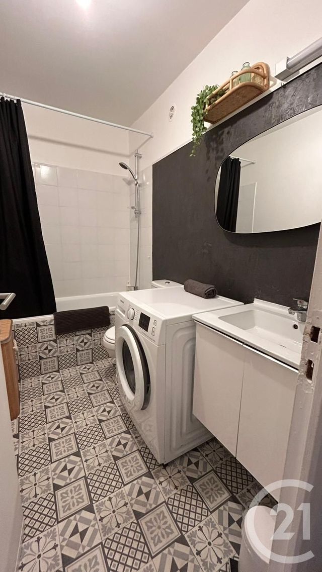 Appartement T2 &agrave; louer - 2 pi&egrave;ces - 42,06 m2 - Marseille - 13002 - PROVENCE-ALPES-COTE-D-AZUR