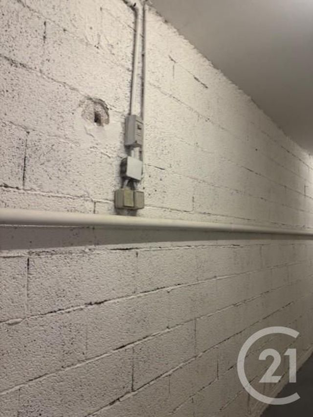 Parking &agrave; louer - 26 m2 - Marseille - 13008 - PROVENCE-ALPES-COTE-D-AZUR